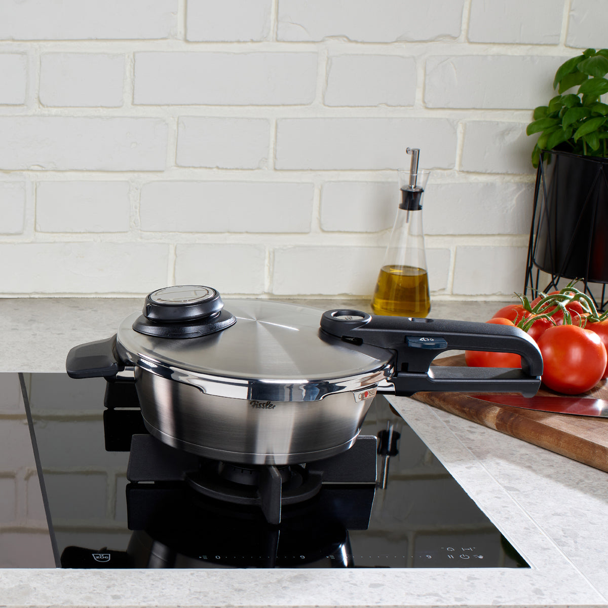 Fissler Vitavit Pressure Skillet - Thumbnail 2