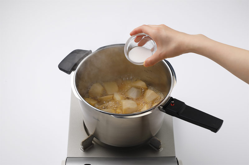 鶏つくねと里芋のしょうがあんかけ手順3