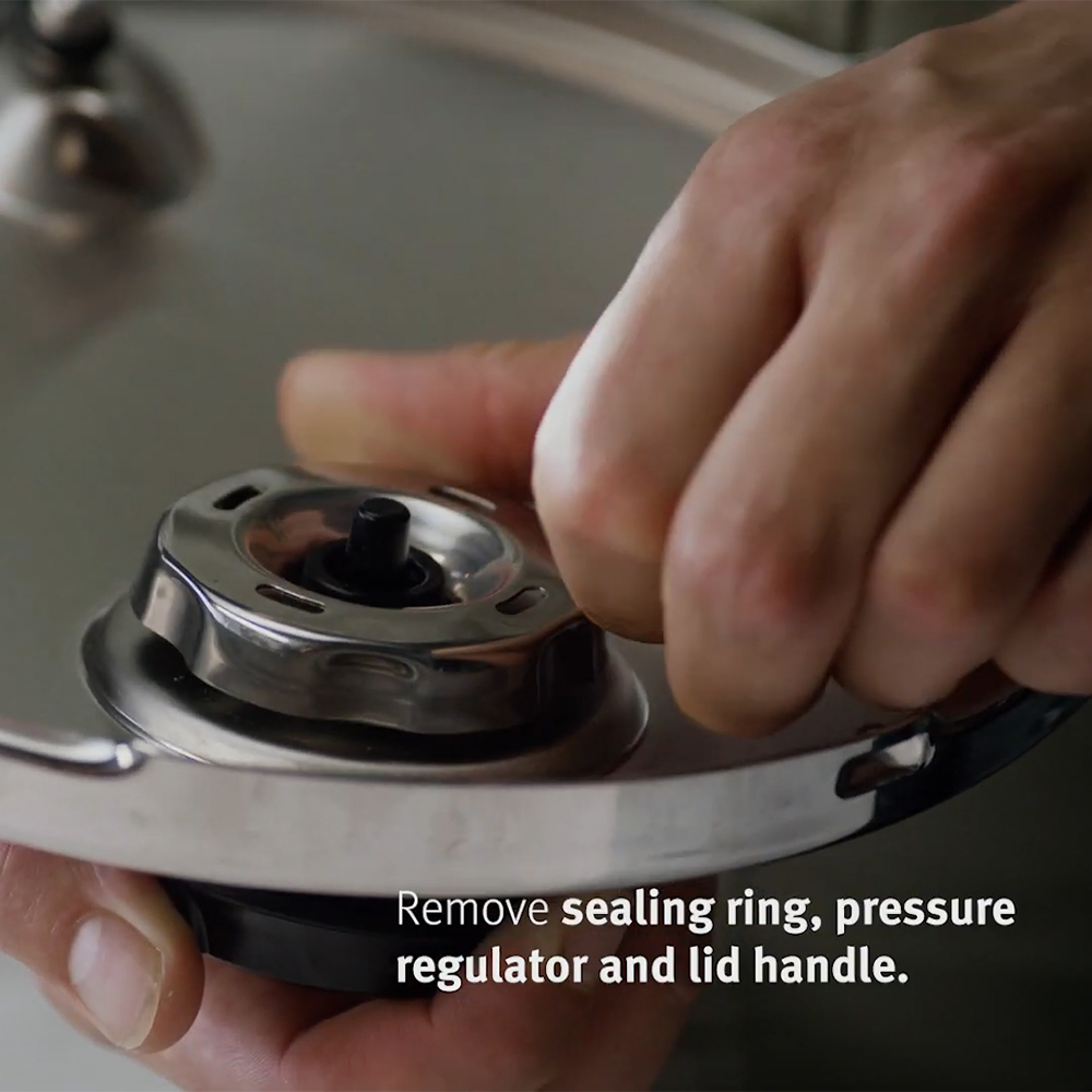 Pressure cooker store xl lid